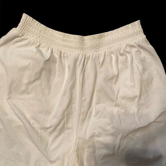 Bundle of 2 Large White Shorts PolyCotton Nautical Elastic Waist Wide 7" inseam - Picture 6 of 13